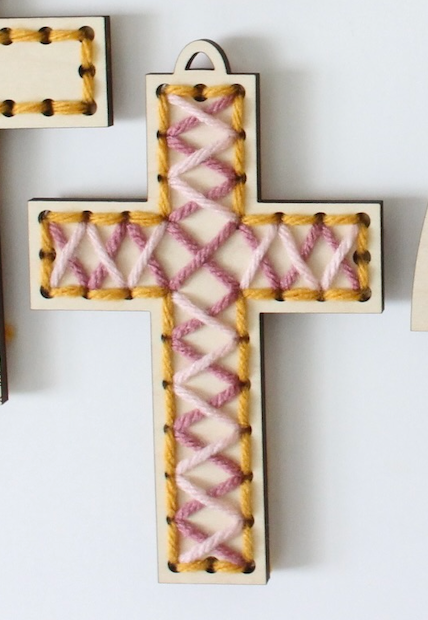 Easter-Themed Wood Yarn Lacing Kit